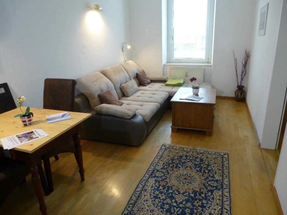 Charming, Central, Spacious Apartment Innsbruck Eksteriør bilde